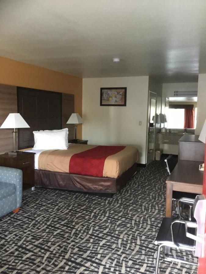 Executive Westley,ca 2*